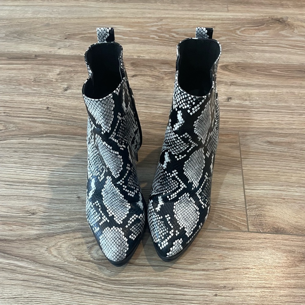 Time and Tru Black and White Snakeskin Ankle Booties
